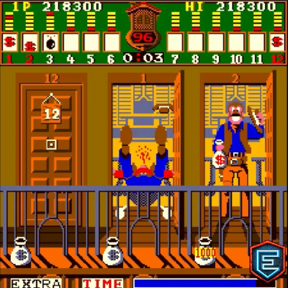 Disparo perfecto a un bandido de camisa roja en Bank Panic, con una letra de la palabra EXTRA iluminada en la esquina inferior izquierda